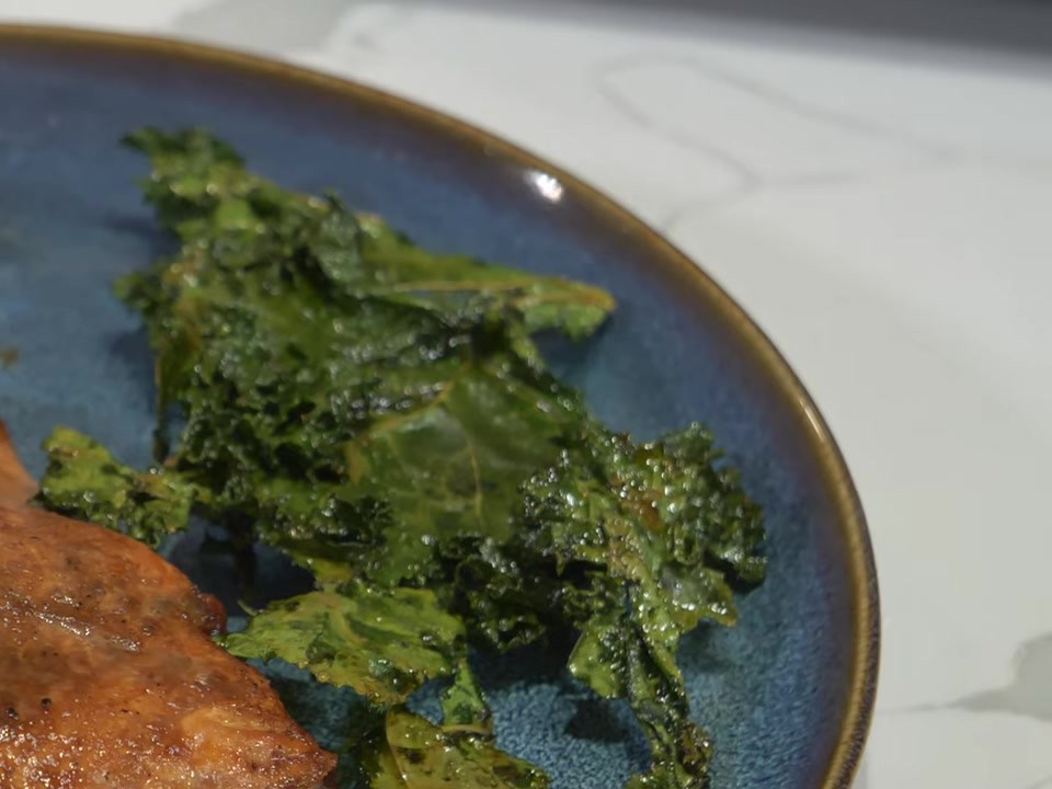 Honey-Spiced Kale Chips